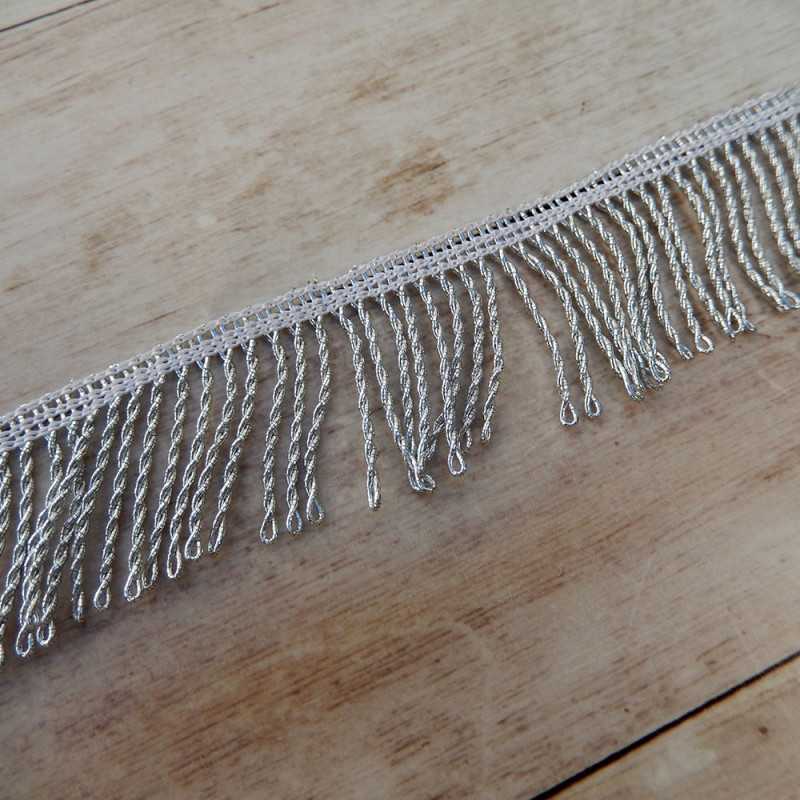 Metallic silver sparkling twisted 3mm thick fringe 6 cm