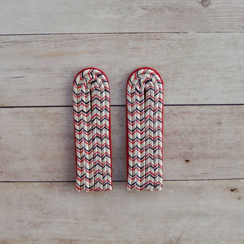 Handmade multicolor shoulder boards for bands